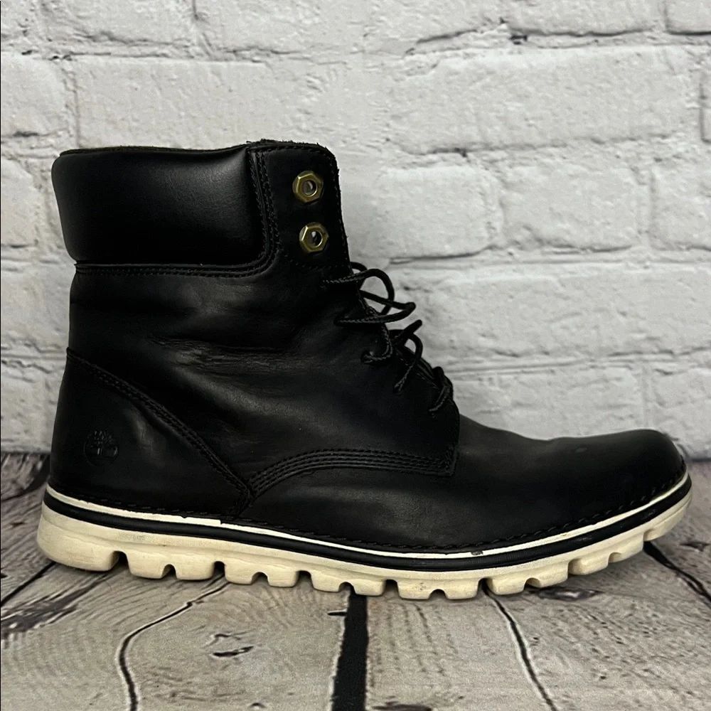 Timberland Black Leather Boots with White Sole